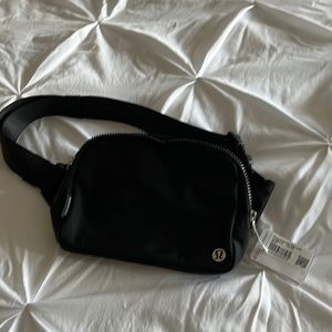 Everywhere belt bag large